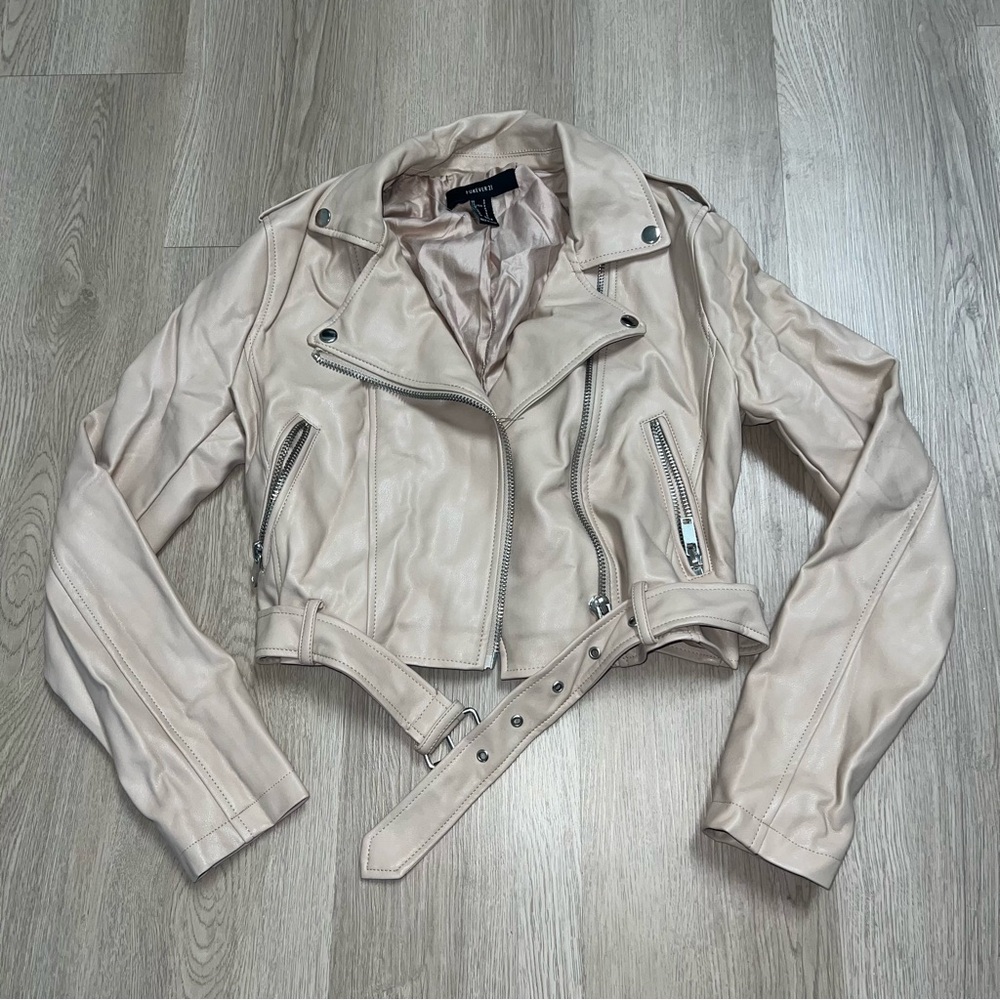 NEW (Damaged) Forever 21 Tan Faux Leather Motorcycle Moto Jacket size small